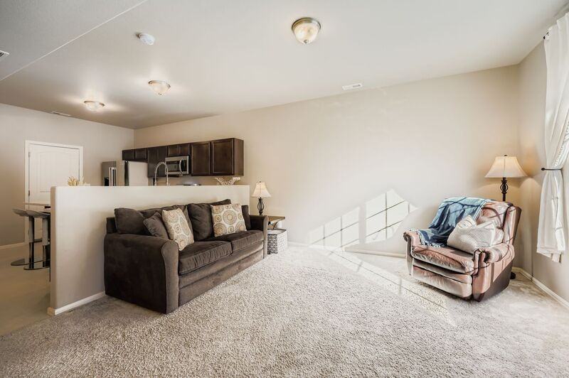 7615 Red Fir Pt - Photo 3 of 10