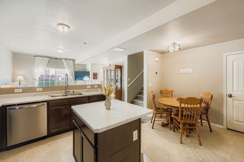 7615 Red Fir Pt - Photo 6 of 10