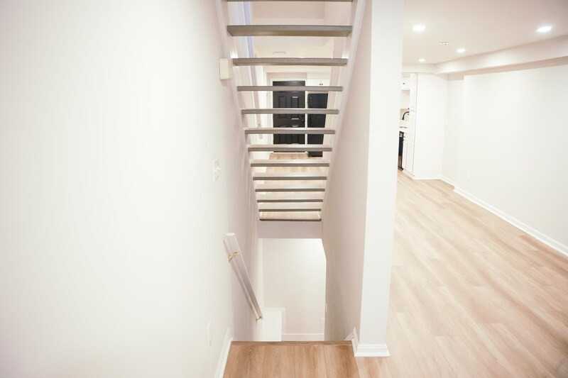 916 West Lombard Street - Photo 7 of 50