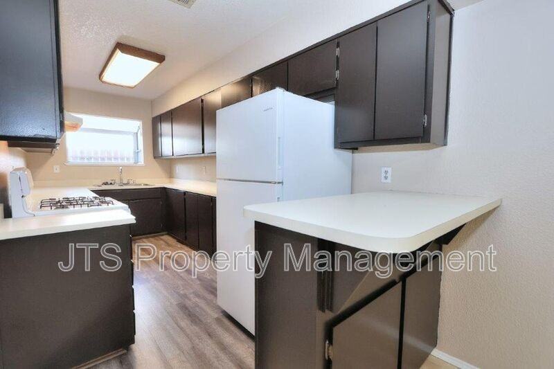 3569 Caballero Ln - Photo 4 of 50