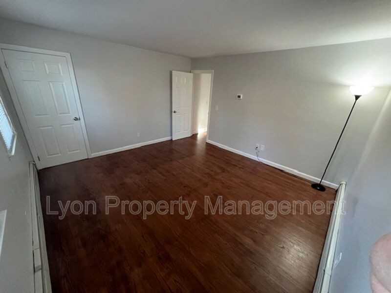 155 Canal Street #B - Photo 6 of 19