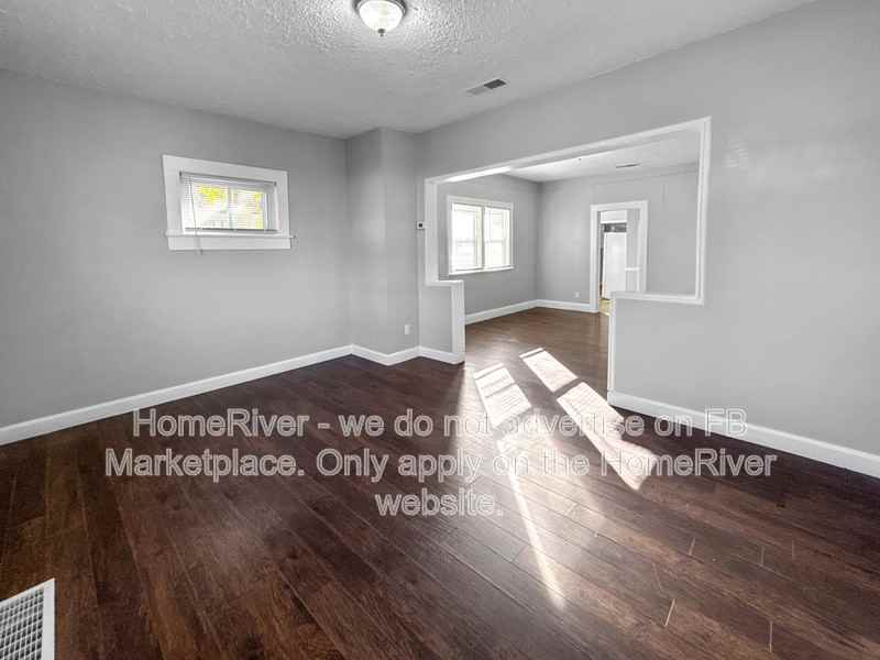 1621 E Kelly St - Photo 5 of 24