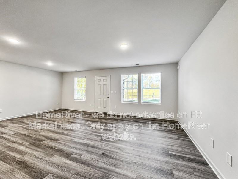 3997 Southdale Avenue - Photo 2 of 20