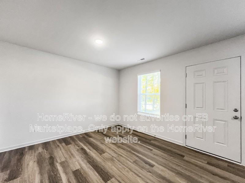 3997 Southdale Ave - Photo 4 of 21