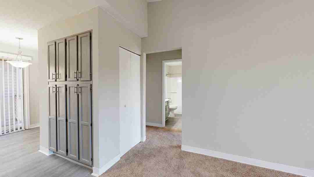 Lee's Landing - Photo 7 of 18