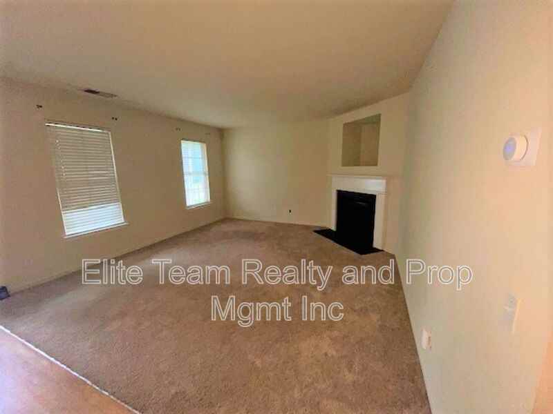 5320 Peach Place Lane - Photo 4 of 11