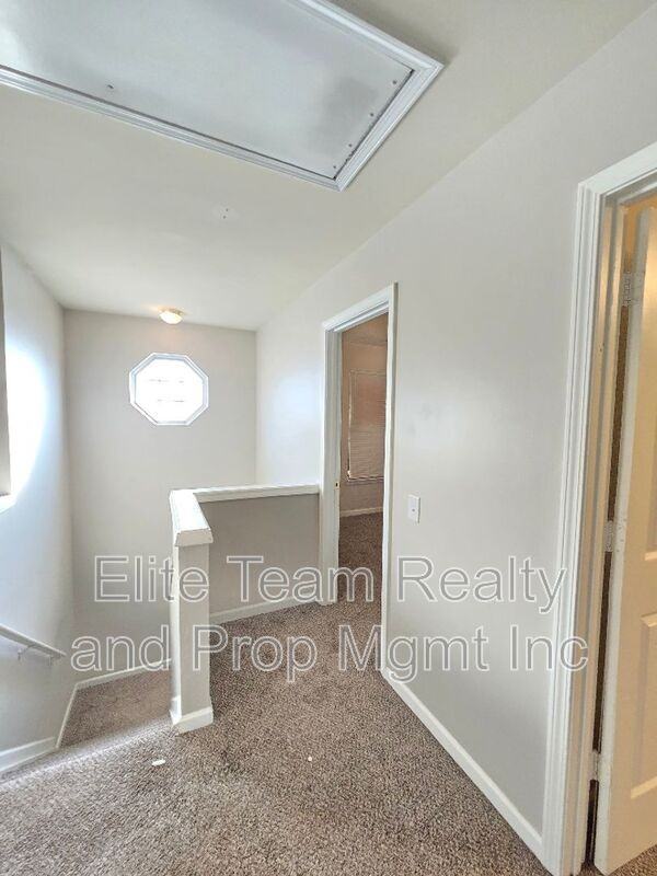 5320 Peach Place Lane - Photo 6 of 11