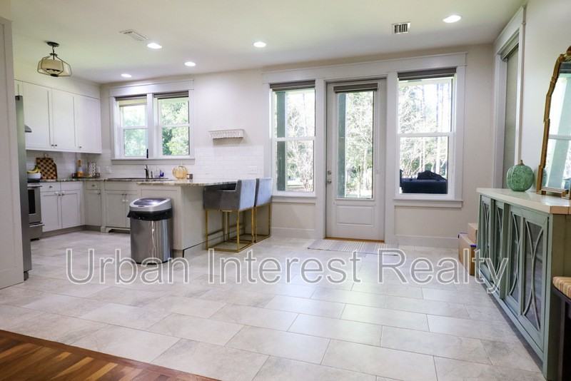 63 Palm Street #B - Photo 4 of 22