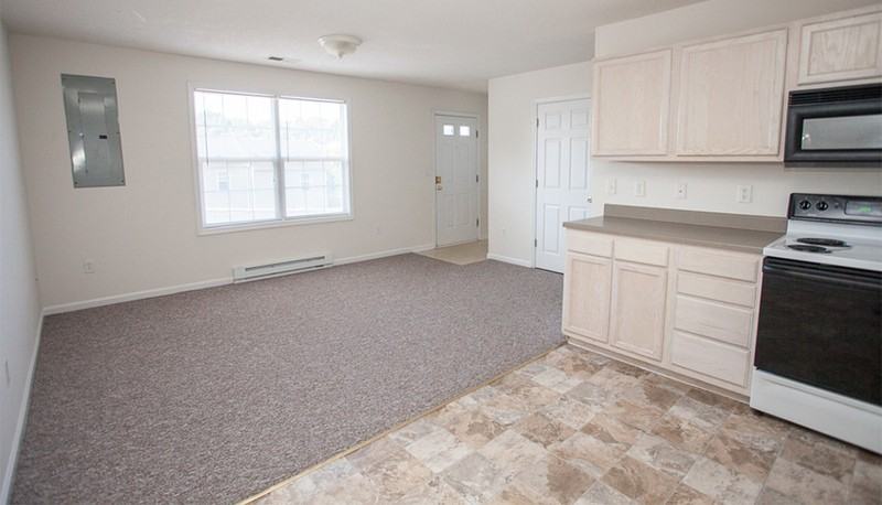 1334 Devon Ln - Photo 3 of 17