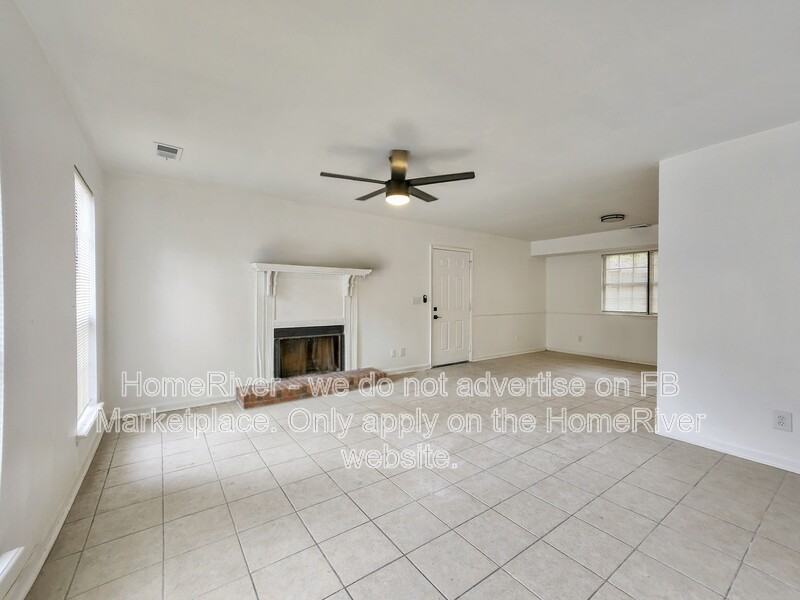 5482 Martins Crossing Rd - Photo 4 of 23