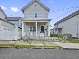 featured image of 418 Short St