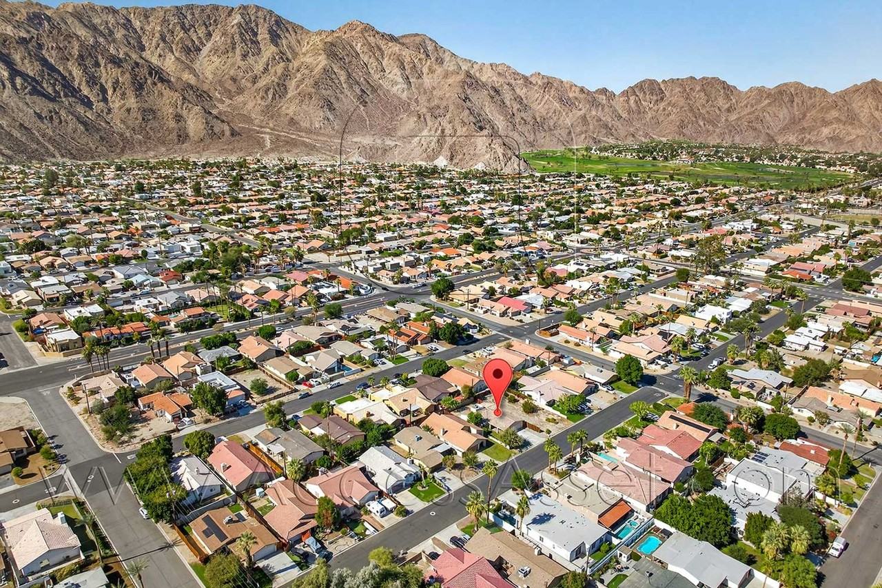 52095 Avenida Mendoza - Photo 2 of 32