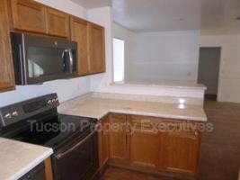 featured image of 1412 E 25th St