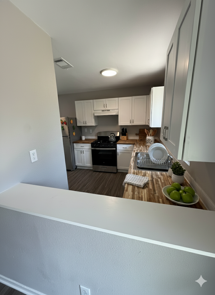 6800 Bryonwood Dr - Photo 4 of 9