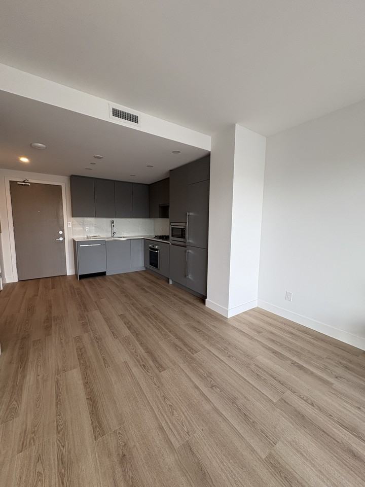 7977 Lansdowne Road #511 - Photo 3 of 16