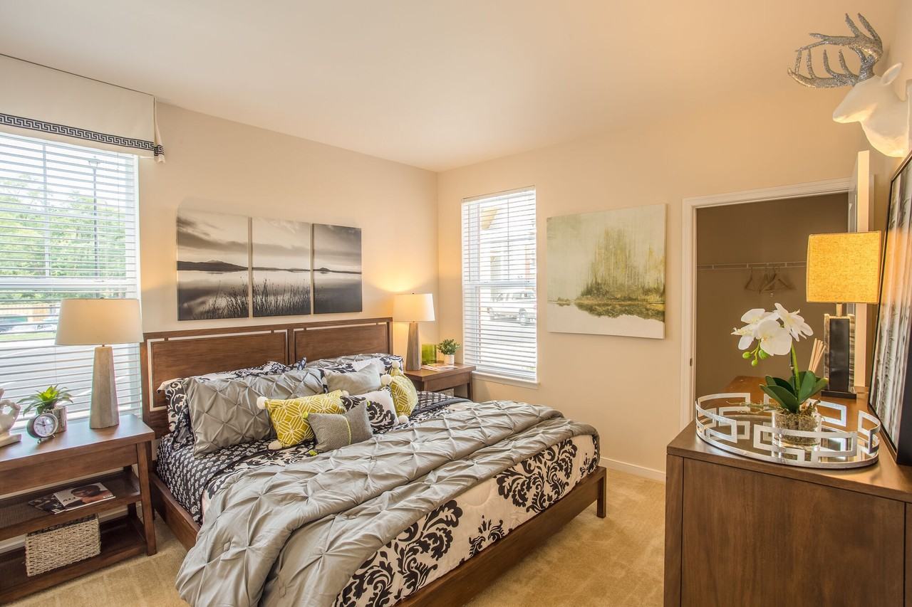 Aquia - Photo 3 of 10