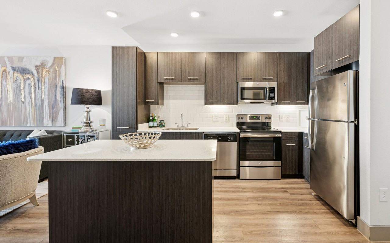 Argon - Photo 2 of 44