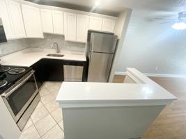 featured image of 500 Hoodridge Drive