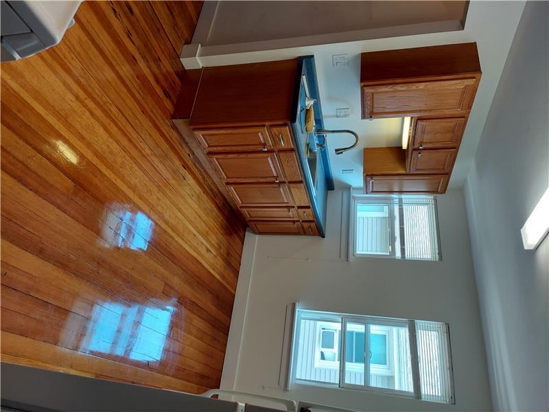 4 Gordon St - Photo 3 of 16