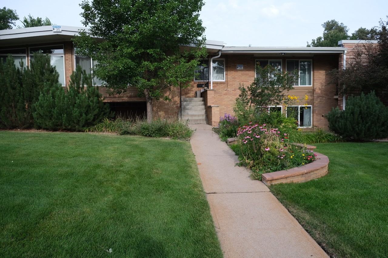 1725 18th Avenue - Photo 2 of 9