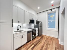 featured image of 509 E 12th St