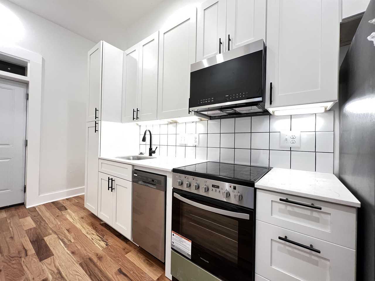 OH_AM_Pendleton Lofts - Photo 2 of 10