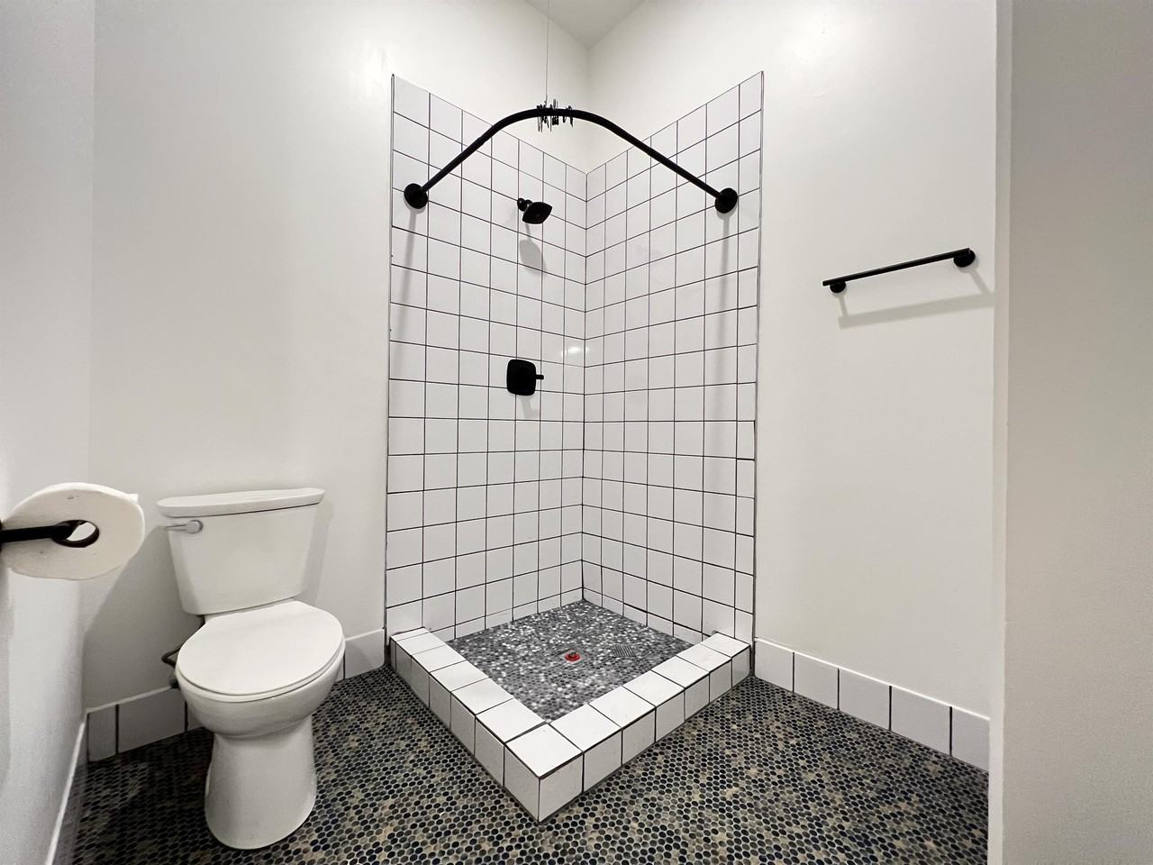 OH_AM_Pendleton Lofts - Photo 5 of 10