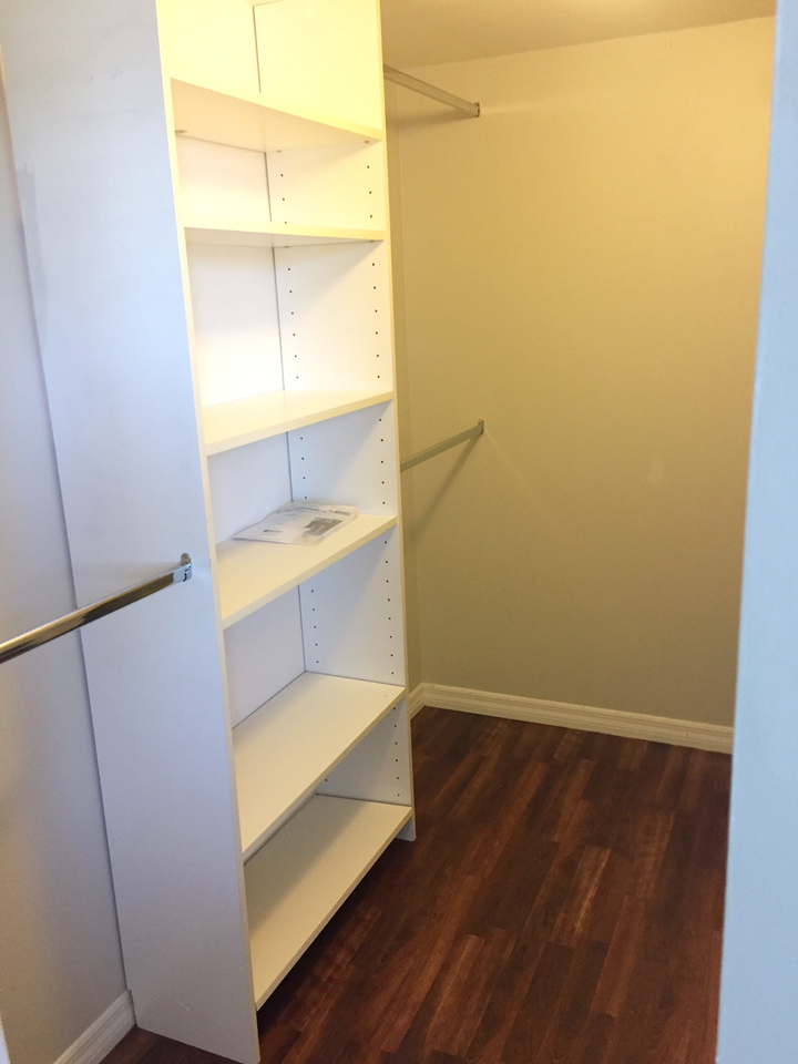 613 NE 4TH ST - Photo 5 of 10