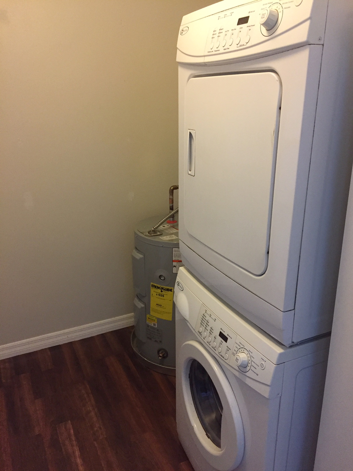 613 NE 4TH ST - Photo 6 of 10