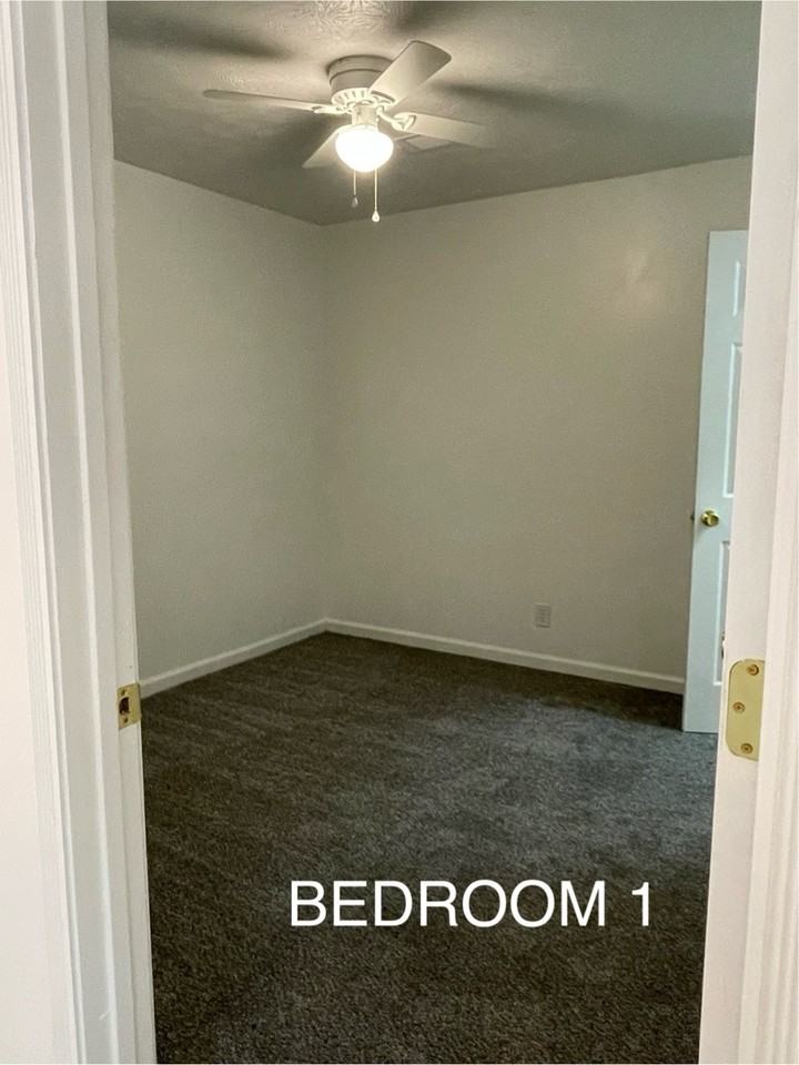 AND: 13th: 231: Apartment Building - Photo 5 of 12