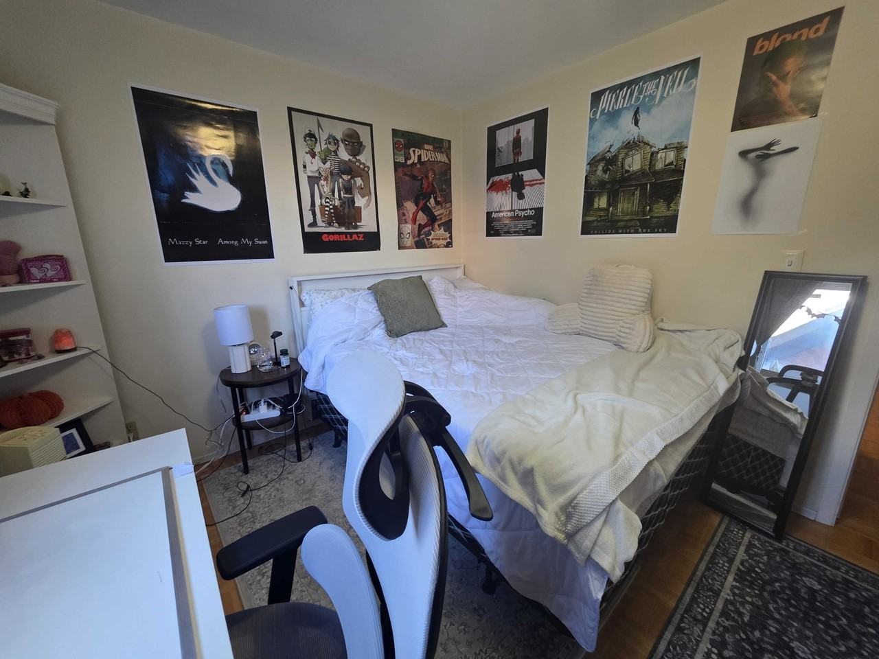 332 University Ave - Photo 7 of 11