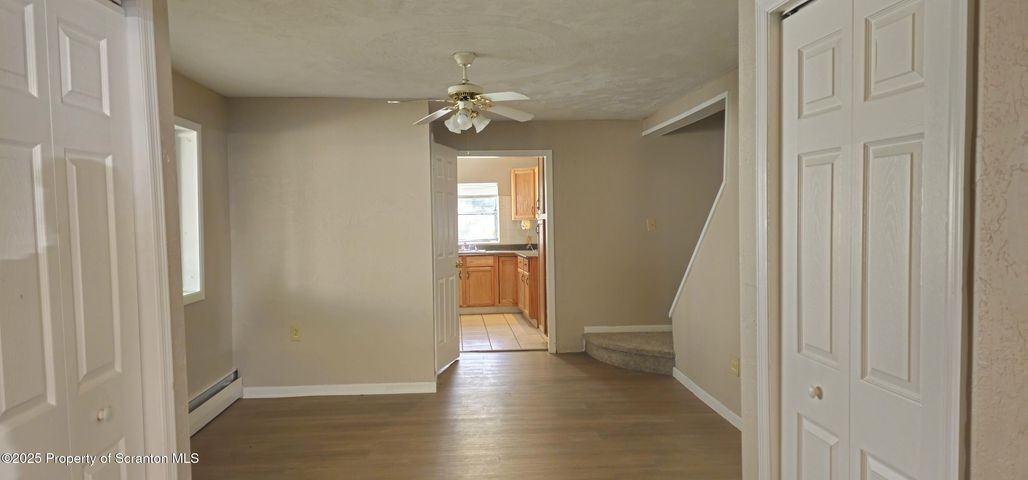 448 N Main - Photo 7 of 15