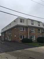 featured image of 9841 S Harlem Ave