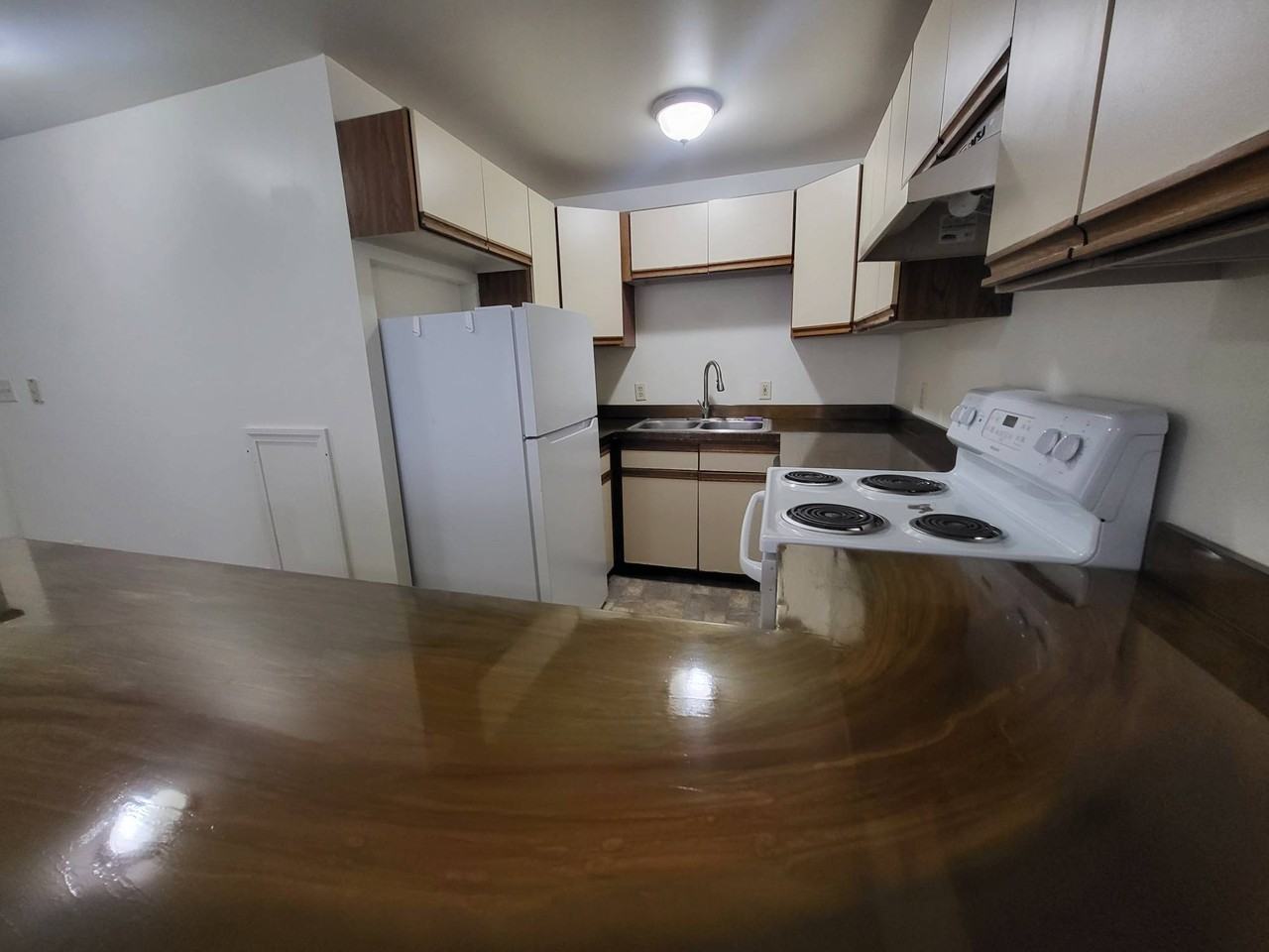 20 South Main Street - Photo 5 of 11