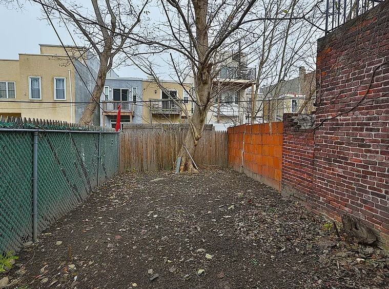 2227 Federal Street - Photo 3 of 6