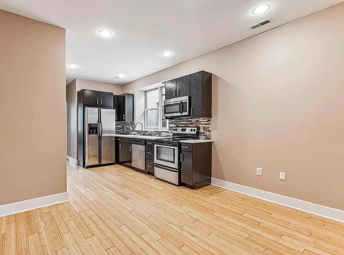 3146 North Broad Street - Photo 2 of 36