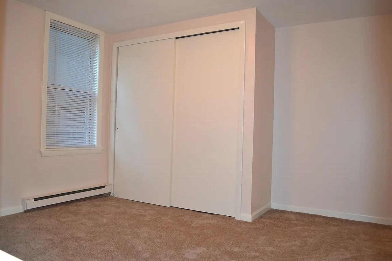 29 Pleasant Street - Photo 6 of 8