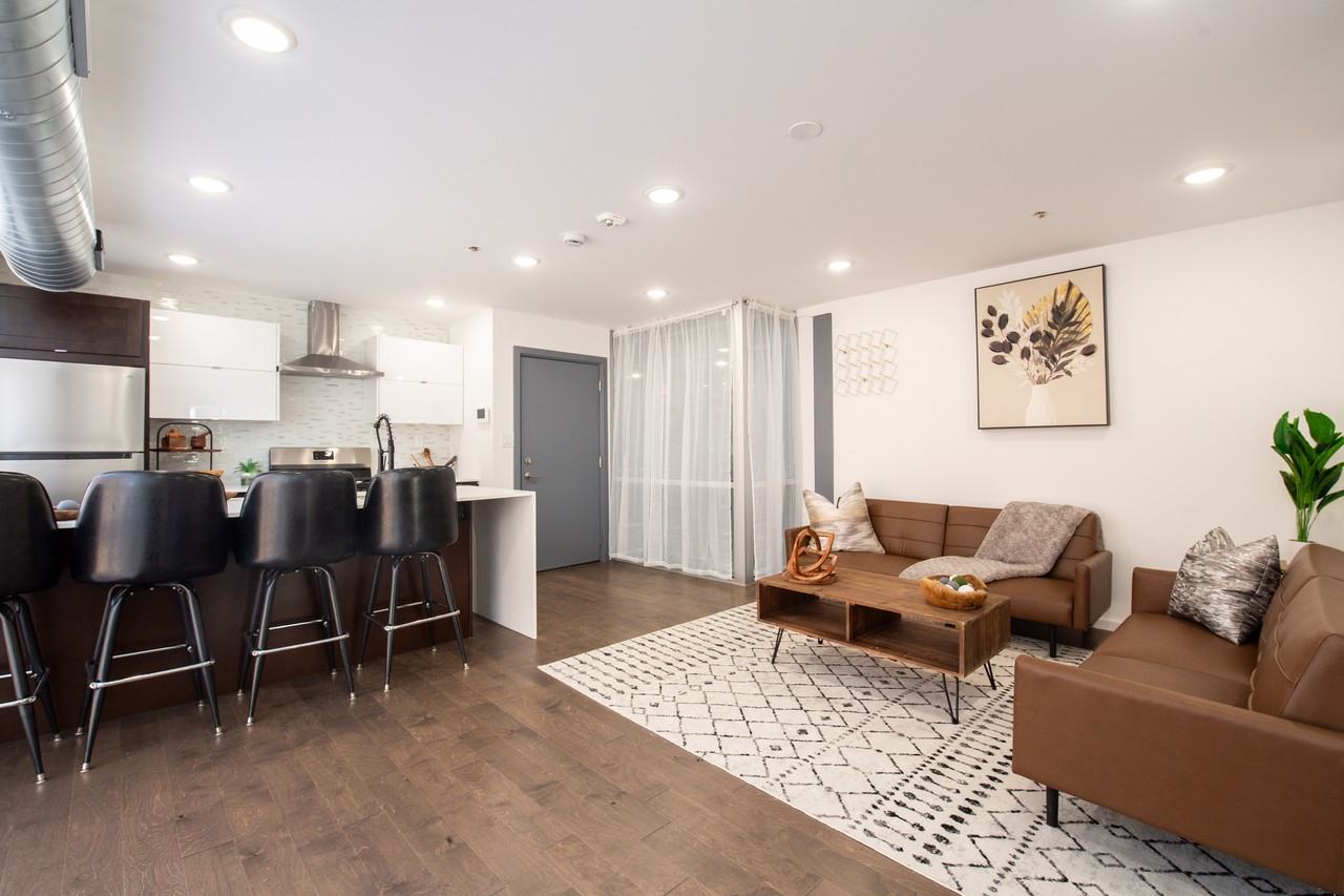 2059 Germantown Avenue - Photo 4 of 19