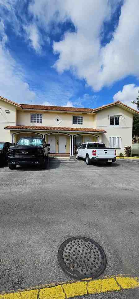 10101 W Okeechobee Rd Apt 1201 #1201