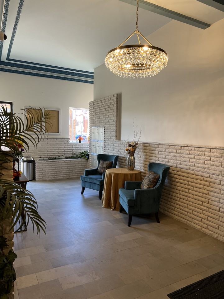 200 South Main Street - Photo 4 of 31