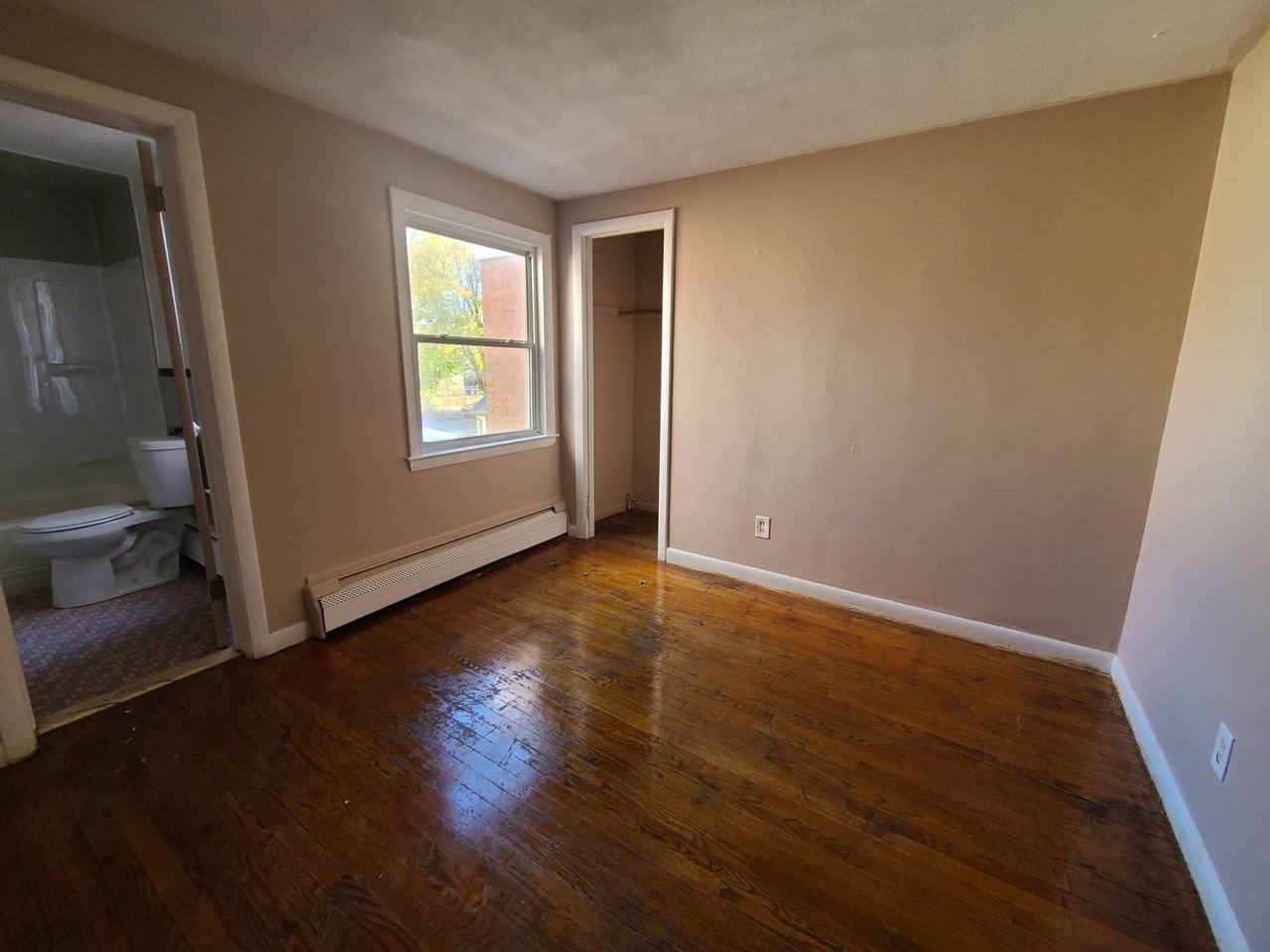 133 Prospect Street - Photo 7 of 12