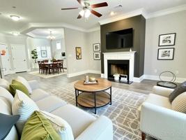 featured image of 5471 Boyer Trl