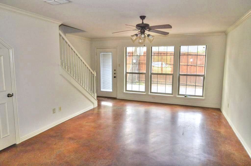 1730 Scenic Dr - Photo 2 of 11