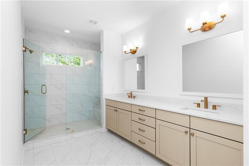 655 Mayfair Ct - Photo 6 of 12