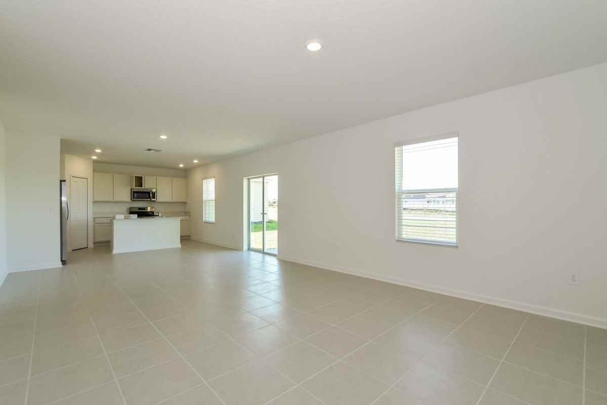 Crown Pointe Dr - Photo 2 of 14