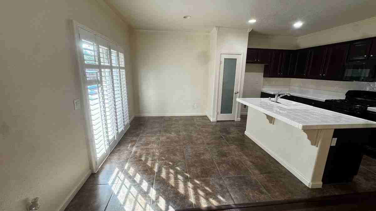 5419 Woodard Ridge Dr - Photo 2 of 18