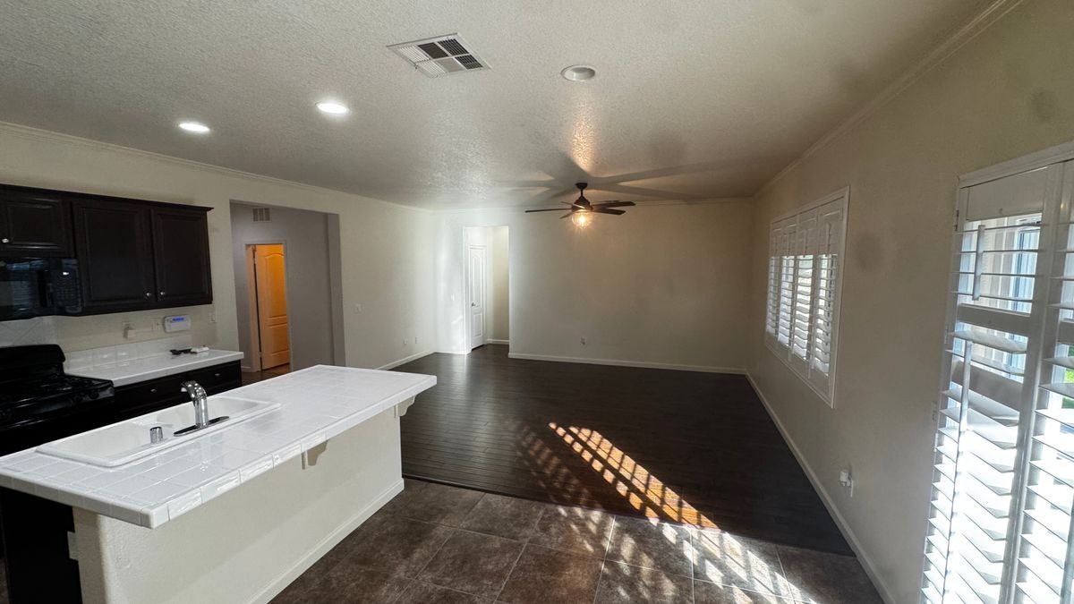 5419 Woodard Ridge Dr - Photo 5 of 18