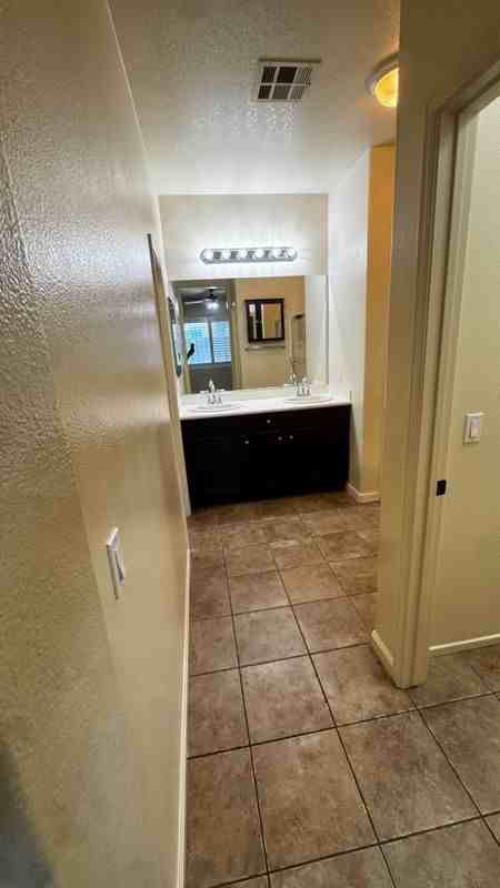 5419 Woodard Ridge Dr - Photo 7 of 18