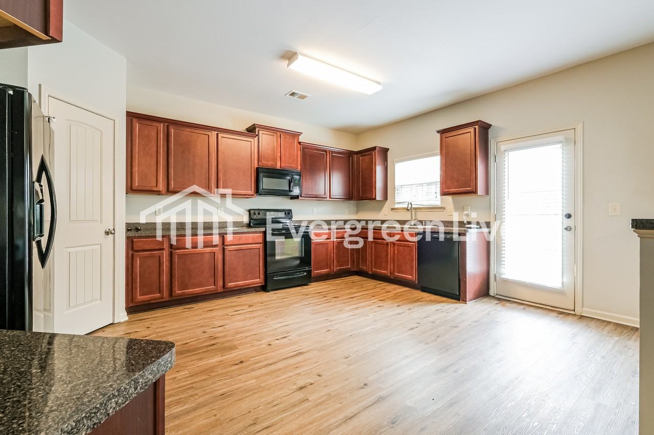 138 High Point Way - Photo 7 of 16