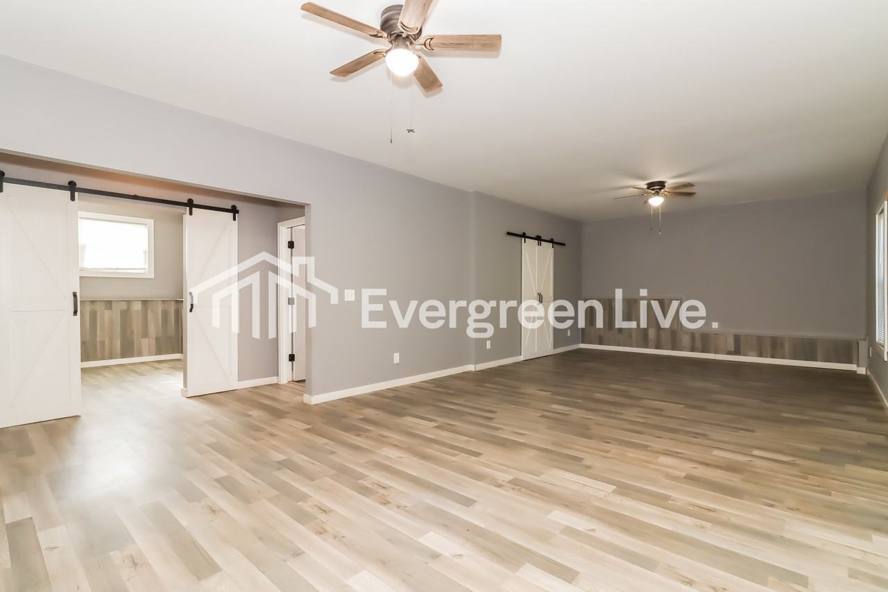 39 Little Creek Manor Ct - Photo 5 of 16